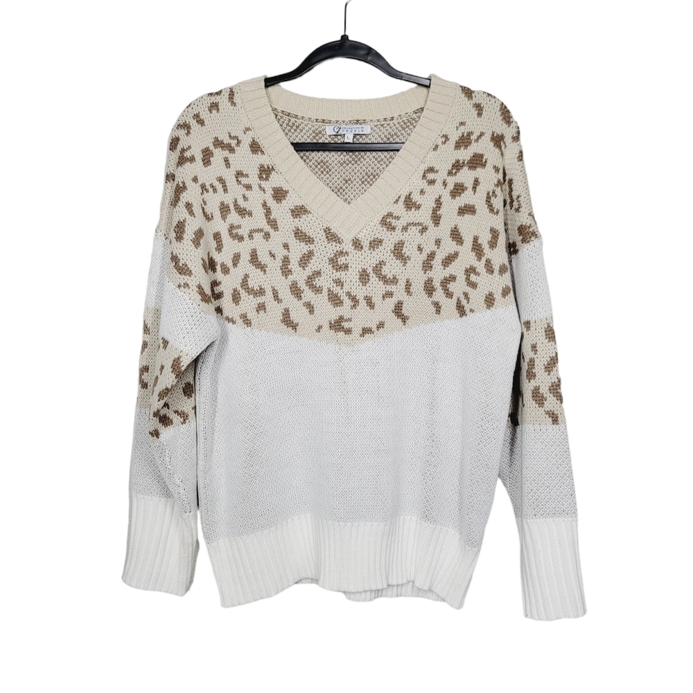 Cezele Cream and Leopard Print V-Neck Sweater